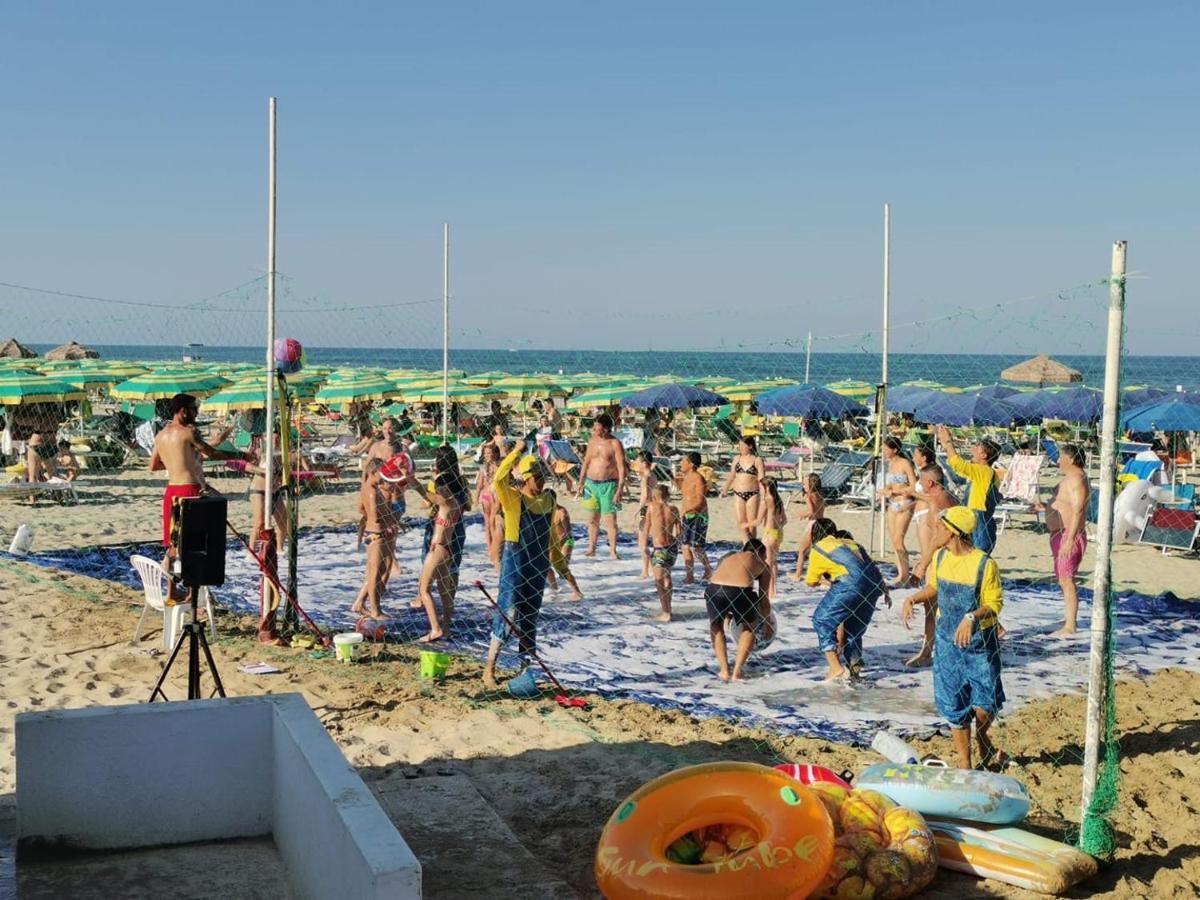 Zenit Hotel ジュリアノーヴァ エクステリア 写真
